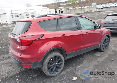 2019 Ford Escape Se z USA, uszkodzony, nr VIN 1FMCU9GD0KUC43071